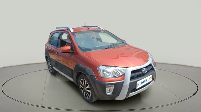 2015 Toyota Etios CROSS 1.2 G, Petrol, Manual, 96,985 km, exterior