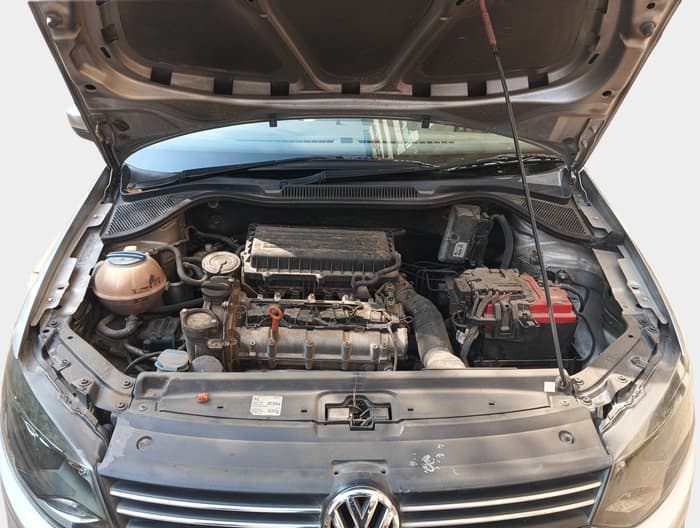 2012 Volkswagen Vento HIGHLINE 1.6 MPI, Petrol, Manual, 72,915 km, exterior