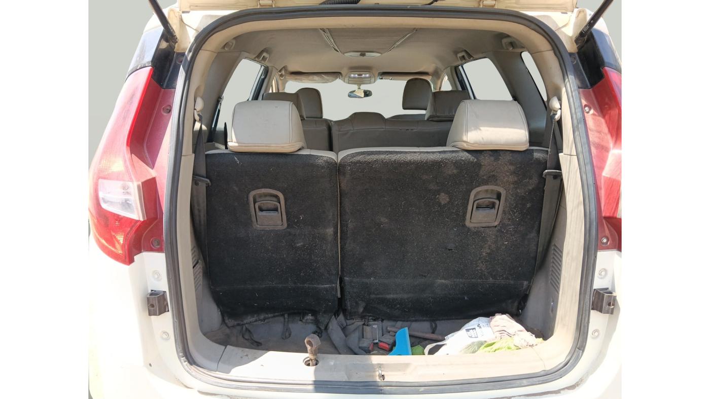 2019 Mahindra MARAZZO M6 8 STR, Diesel, Manual, 1,93,194 km, exterior