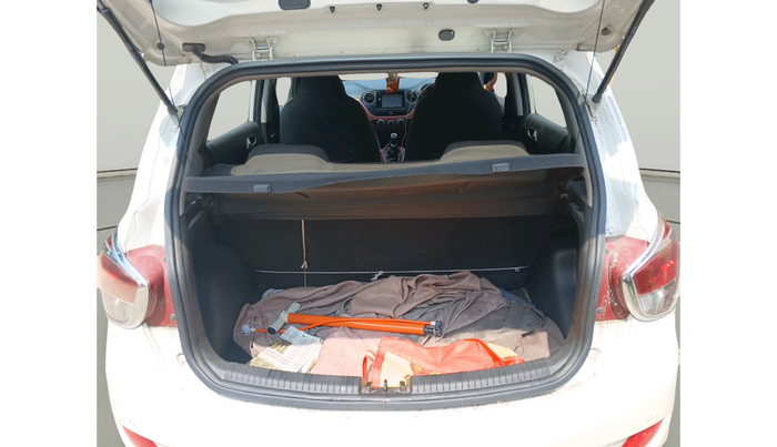 2016 Hyundai Grand i10 1.2 Anniversary Edition , Petrol, Manual, 22,700 km, exterior