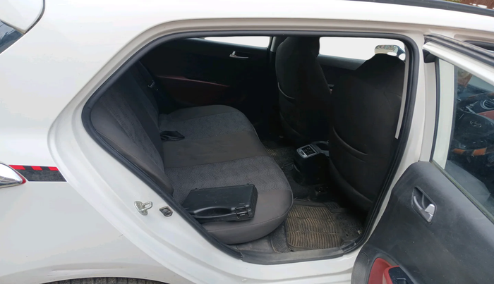 2016 Hyundai Grand i10 1.2 Anniversary Edition , Petrol, Manual, 22,700 km, interior