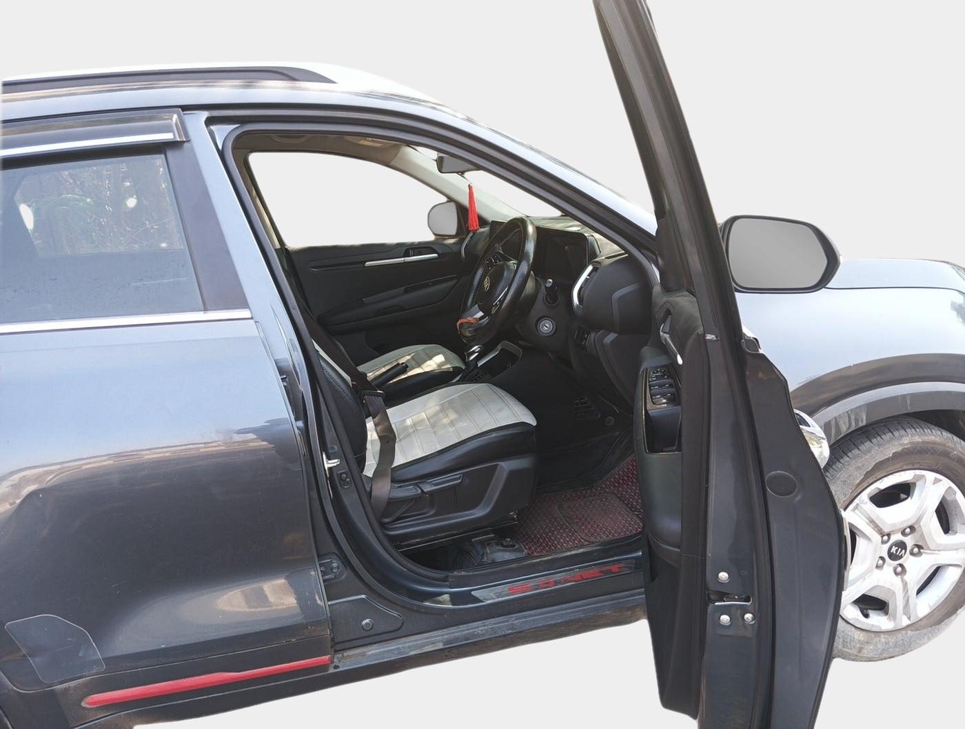 2020 KIA SONET HTK PLUS 1.5 AT, Diesel, Automatic, 79,353 km, interior