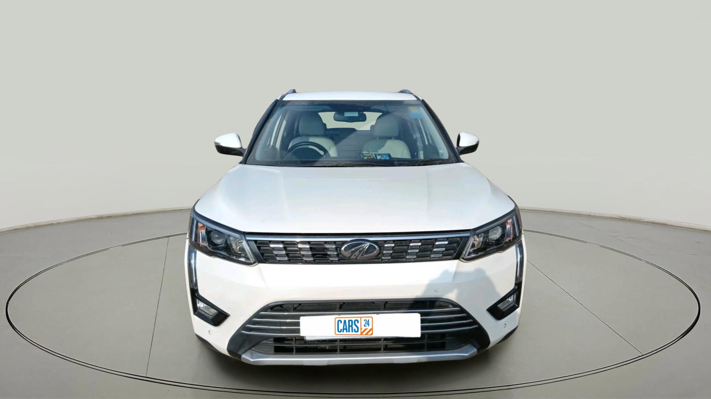 2019 Mahindra XUV300 W8 (O) 1.2 PETROL, Petrol, Manual, 86,995 km, exterior