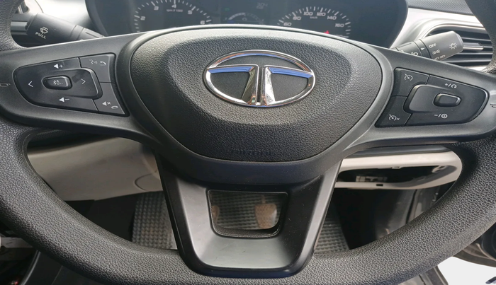 2021 Tata ALTROZ XT PETROL, Petrol, Manual, 25,004 km, interior
