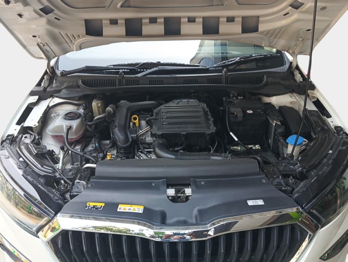 2022 Skoda SLAVIA AMBITION 1.0L TSI MT, Petrol, Manual, 32,720 km, exterior