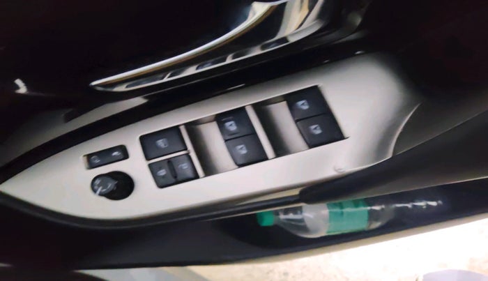 2023 Toyota Innova Crysta 2.4 ZX 7STR, Diesel, Manual, 39,485 km, interior