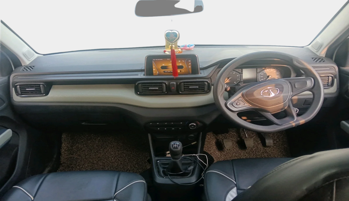 2022 Tata PUNCH ADVENTURE MT, Petrol, Manual, 4,521 km, interior