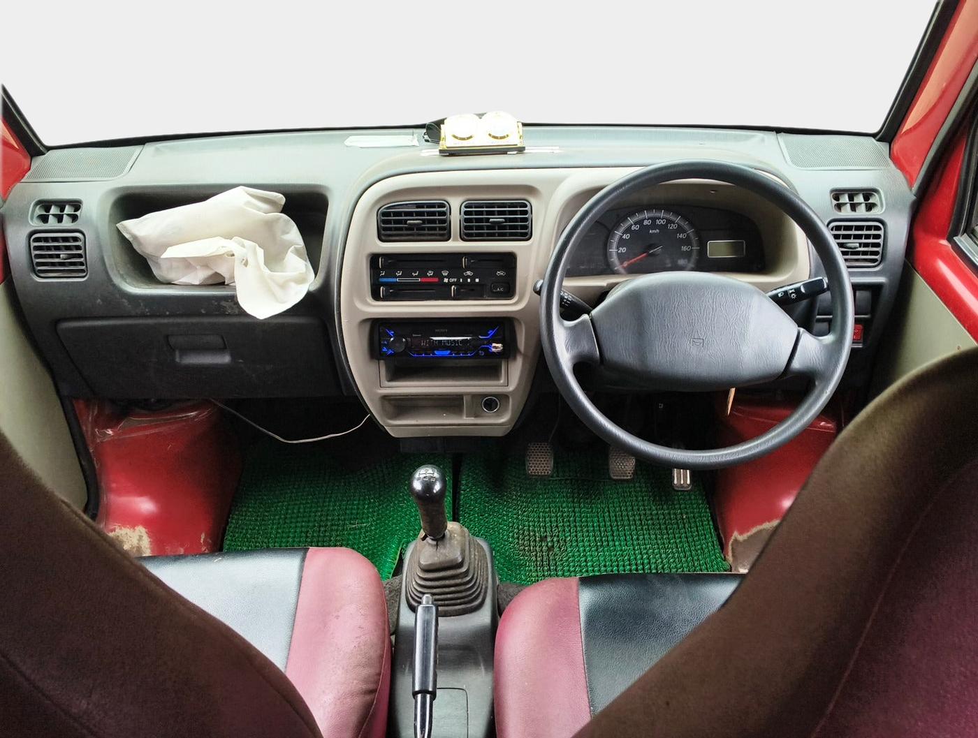 2010 Maruti Eeco 5 STR WITH A/C+HTR, Petrol, Manual, 67,169 km, interior