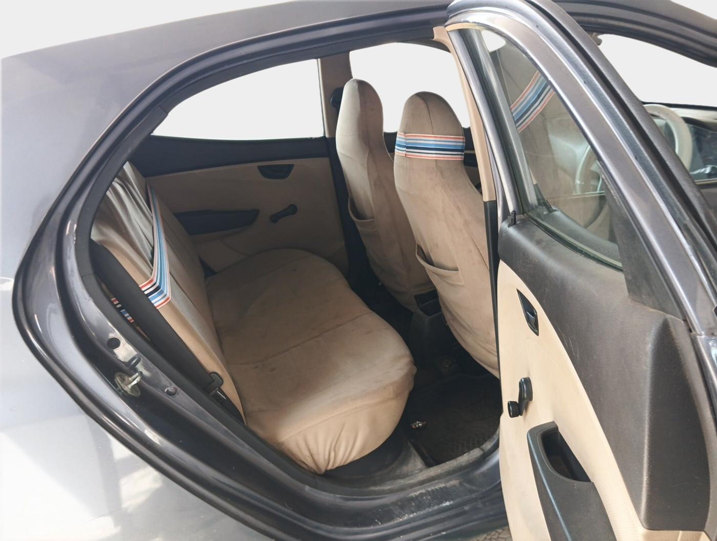 2016 Hyundai Eon ERA +, Petrol, Manual, 37,552 km, interior
