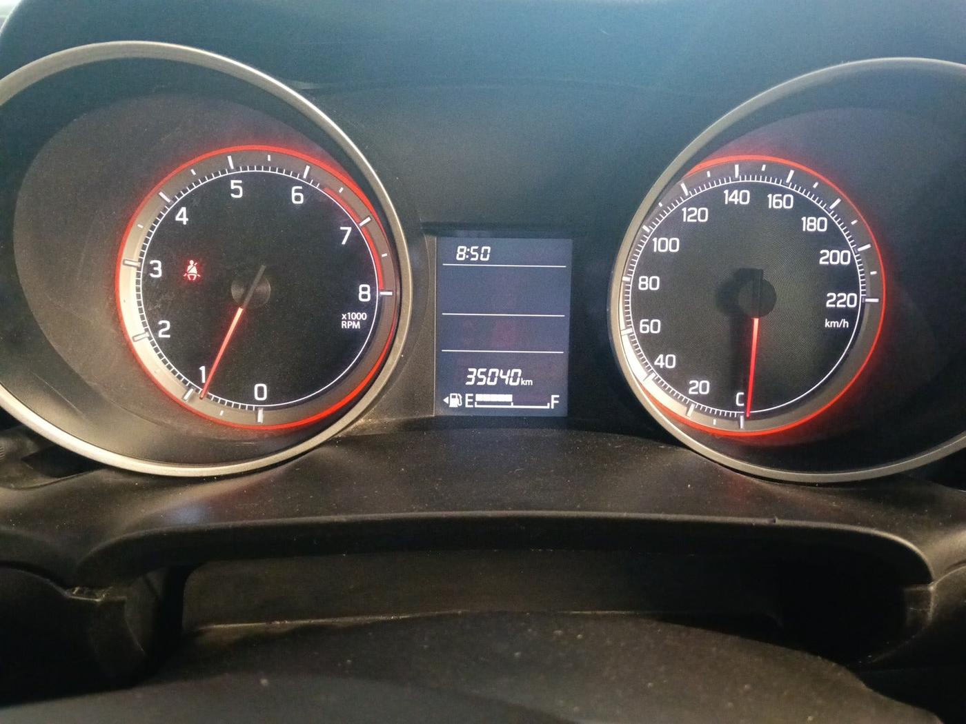 2020 Maruti Swift VXI, Petrol, Manual, 35,040 km, interior