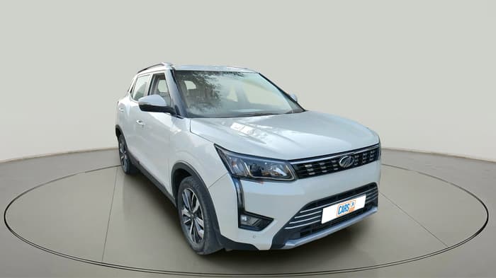 2019 Mahindra XUV300 W8 (O) 1.5 DIESEL, Diesel, Manual, 1,36,931 km, exterior