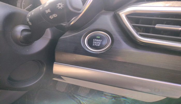 2022 Tata Safari XT PLUS, Diesel, Manual, 57,948 km, interior