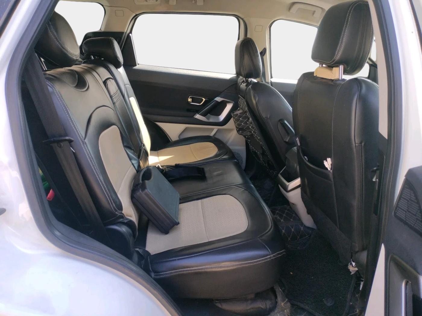 2022 Tata Safari XT PLUS, Diesel, Manual, 57,948 km, interior