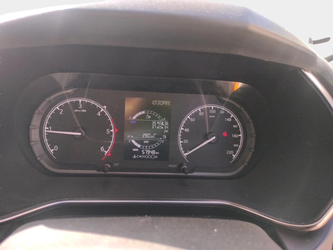 2022 Tata Safari XT PLUS, Diesel, Manual, 57,948 km, interior
