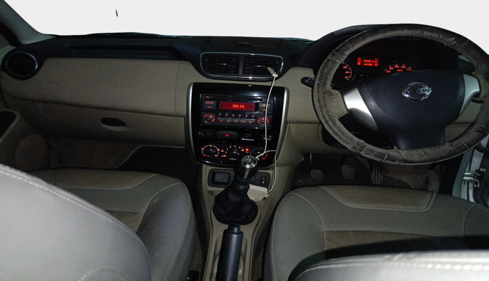 2015 Nissan Terrano XV D THP 110 PS, Diesel, Manual, 49,224 km, interior