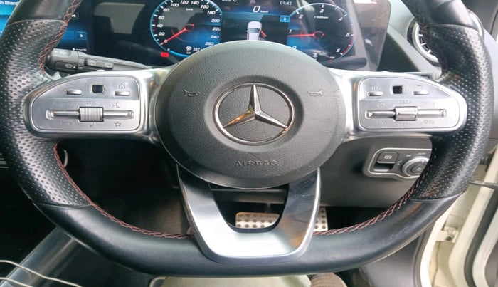 2022 Mercedes Benz GLA Class 220d, Diesel, Automatic, 41,676 km, interior