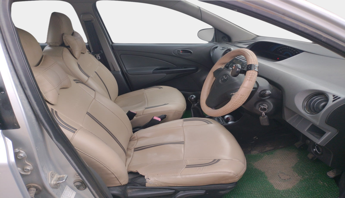 2013 Toyota Etios G, Petrol, Manual, 1,25,649 km, interior