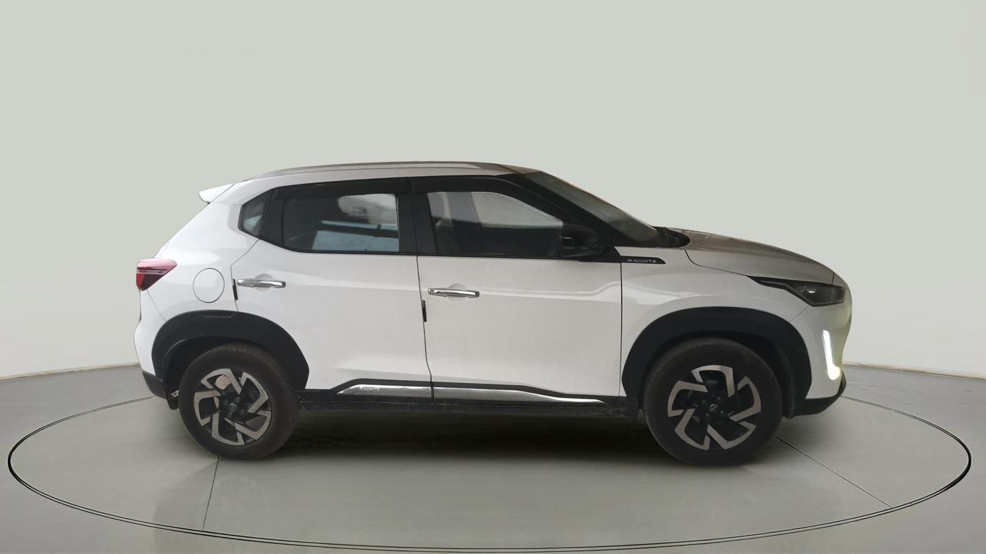 2021 Nissan MAGNITE XV MT, Petrol, Manual, 56,393 km, exterior