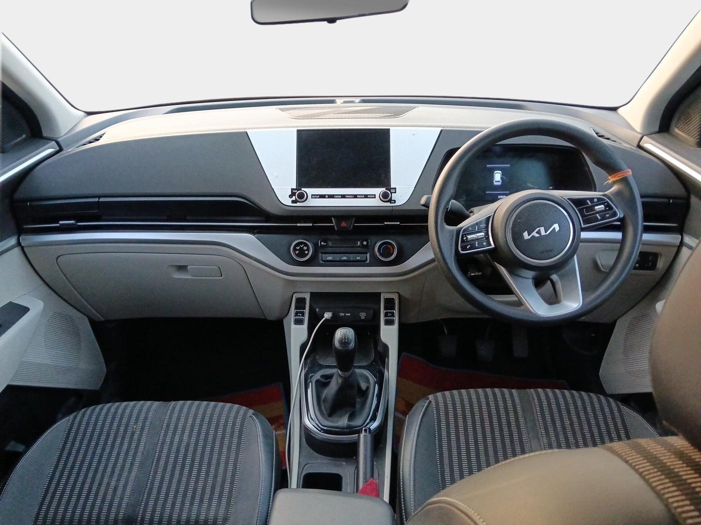 2023 KIA CARENS PRESTIGE 1.5 PETROL 7 STR, Petrol, Manual, 22,829 km, interior