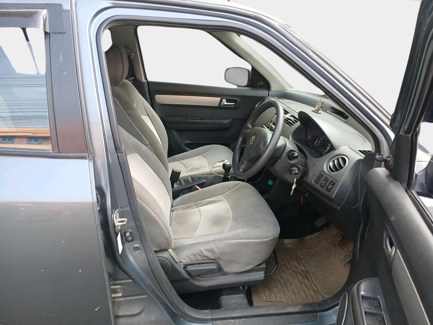 2010 Maruti Swift VDI, Diesel, Manual, 79,040 km, interior