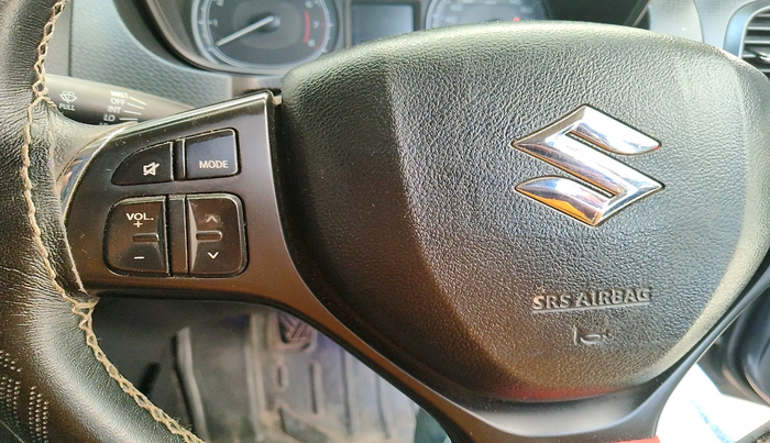 2022 Maruti Vitara Brezza LXI, Petrol, Manual, 57,271 km, interior