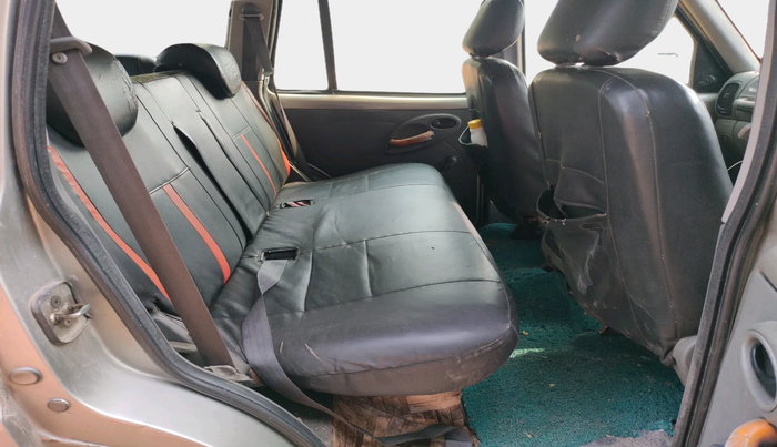 2011 Mahindra Scorpio M2DI, Diesel, Manual, 1,96,261 km, interior