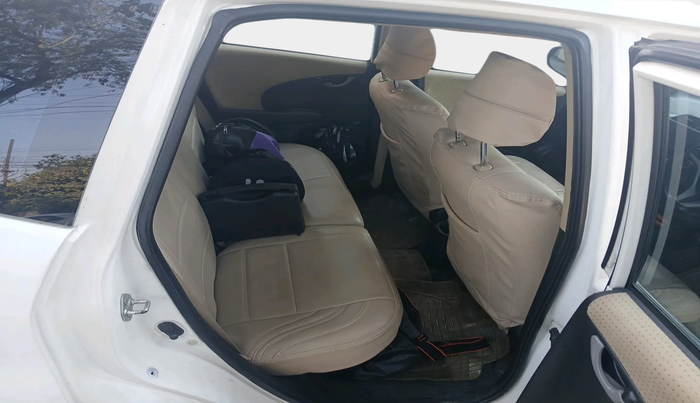 2011 Honda Jazz 1.2 L I-VTEC SELECT, Petrol, Manual, 1,17,258 km, interior