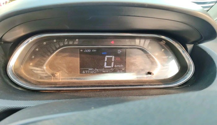 2019 Tata Tiago XZ PLUS PETROL, Petrol, Manual, 67,712 km, interior