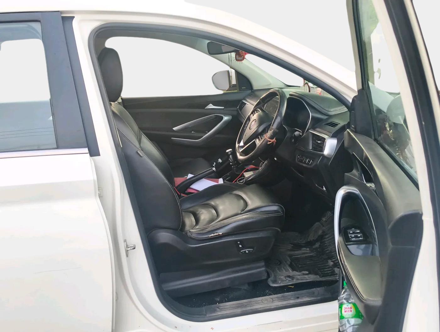 2019 MG HECTOR SHARP 2.0 DIESEL, Diesel, Manual, 1,28,720 km, interior
