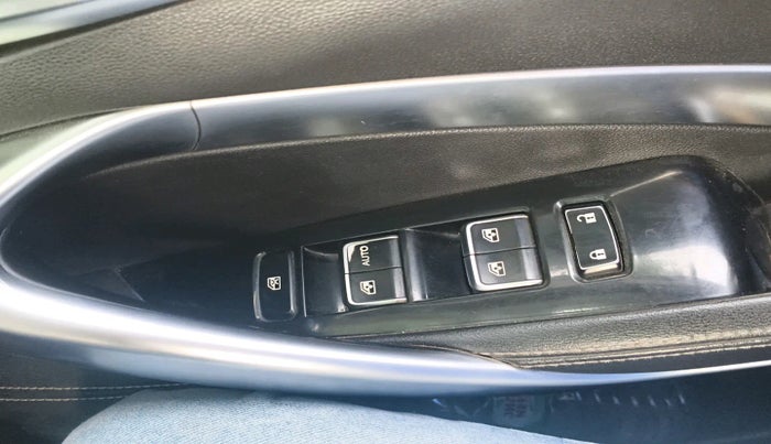 2019 MG HECTOR SHARP 2.0 DIESEL, Diesel, Manual, 1,28,720 km, interior