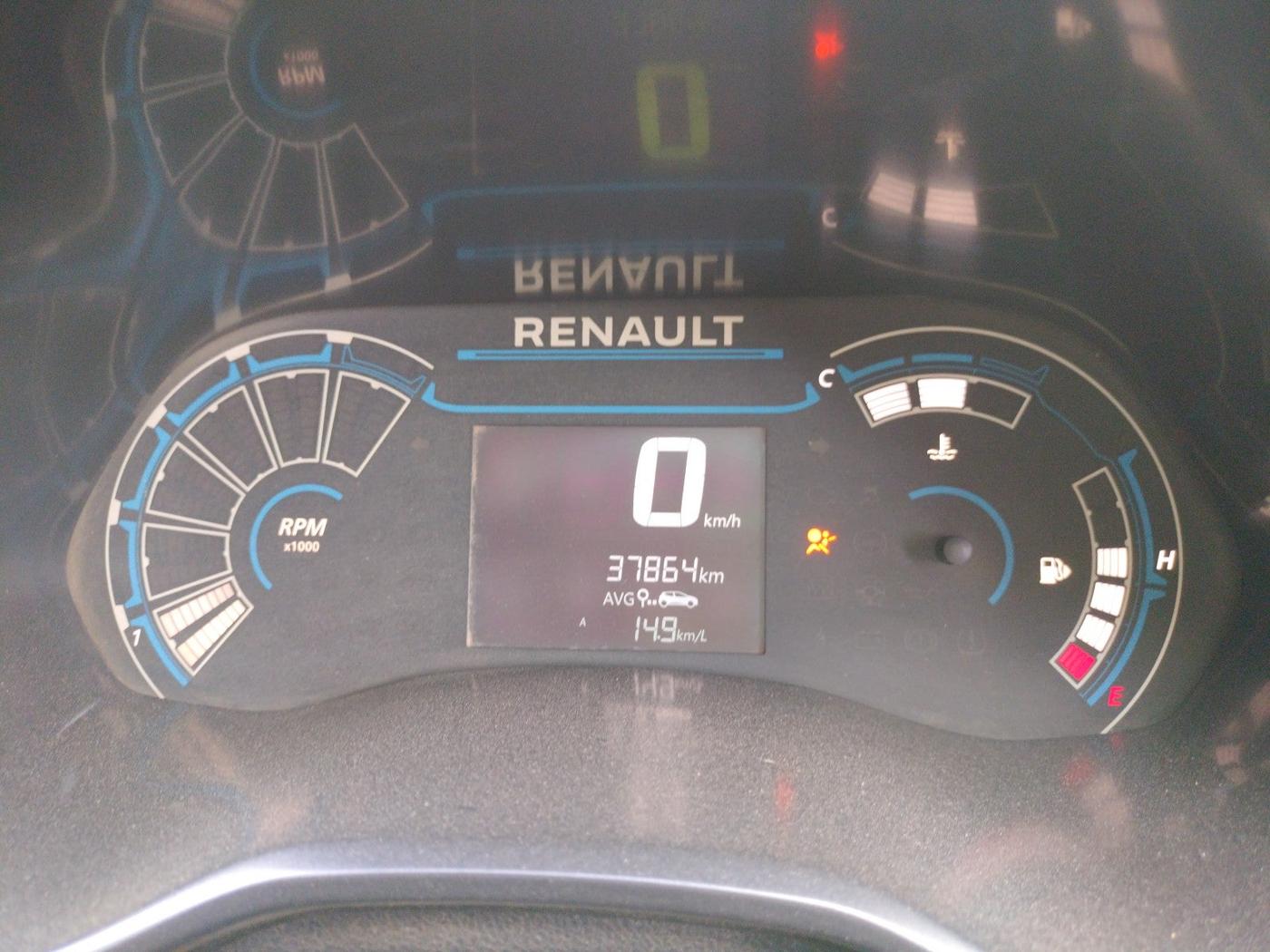 2022 Renault TRIBER RXL MT, Petrol, Manual, 38,562 km, interior