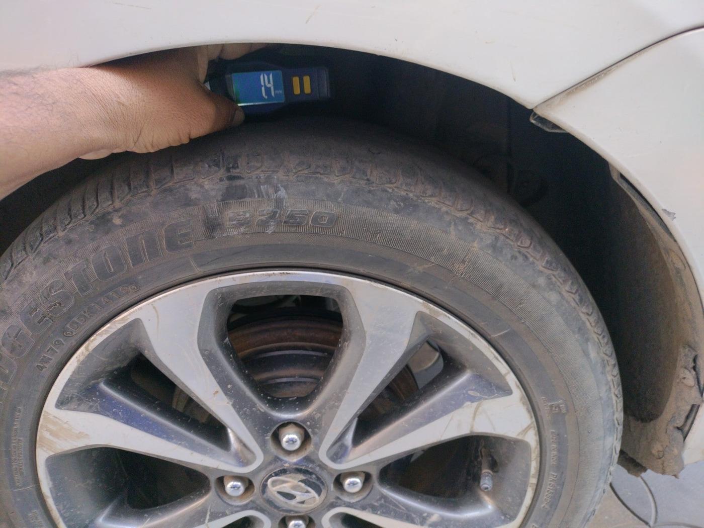 2014 Hyundai Xcent SX 1.2, Petrol, Manual, 91,397 km, tyre