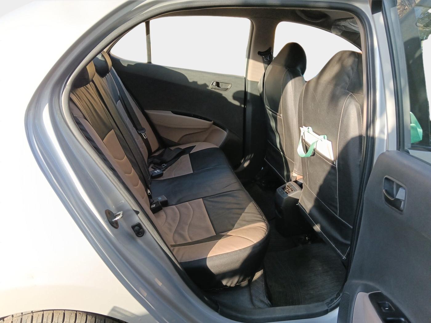 2018 Hyundai Xcent S 1.2, Petrol, Manual, 27,355 km, interior