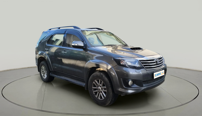 2013 Toyota Fortuner 3.0 4X2 AT, Diesel, Automatic, 1,11,310 km, exterior