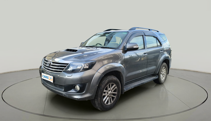 2013 Toyota Fortuner 3.0 4X2 AT, Diesel, Automatic, 1,11,310 km, exterior