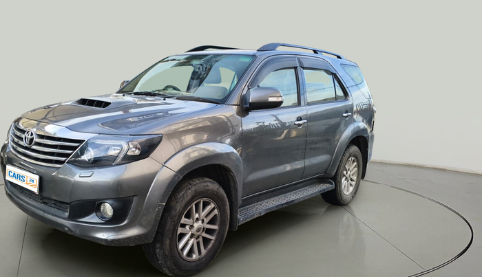 2013 Toyota Fortuner 3.0 4X2 AT, Diesel, Automatic, 1,11,310 km, exterior