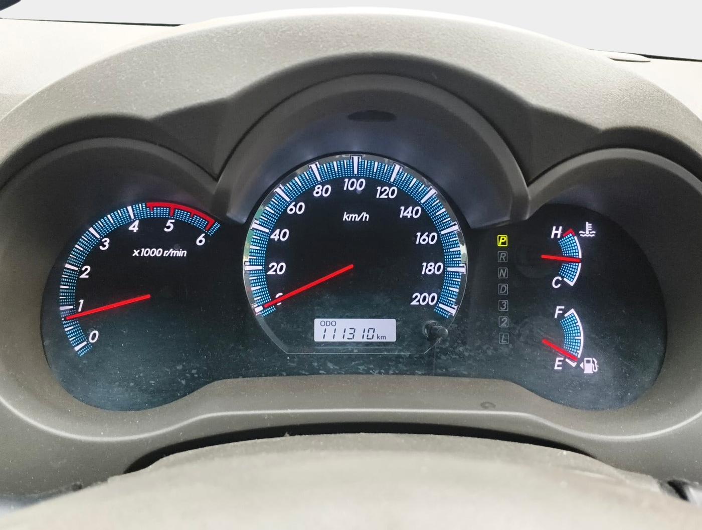2013 Toyota Fortuner 3.0 4X2 AT, Diesel, Automatic, 1,11,495 km, interior