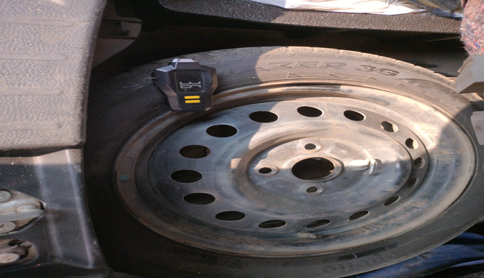 2014 Maruti Wagon R 1.0 VXI, Petrol, Manual, 57,587 km, tyre