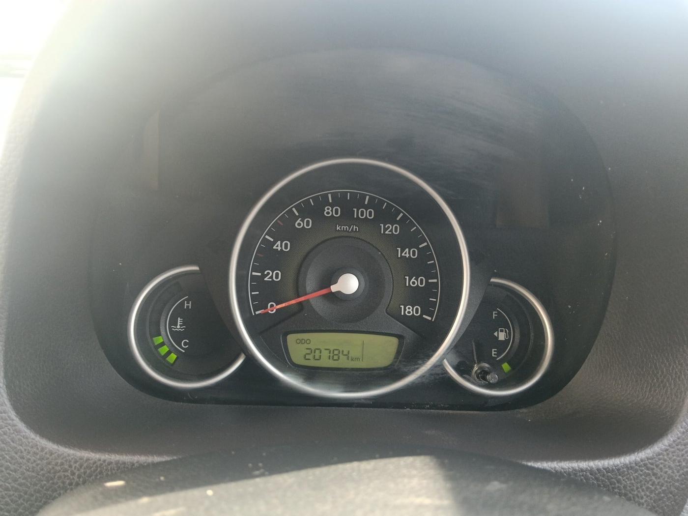 2013 Hyundai Eon MAGNA +, Petrol, Manual, 20,784 km, interior