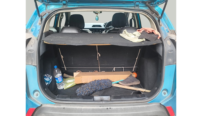 2018 Tata NEXON XM PETROL, Petrol, Manual, 94,638 km, exterior
