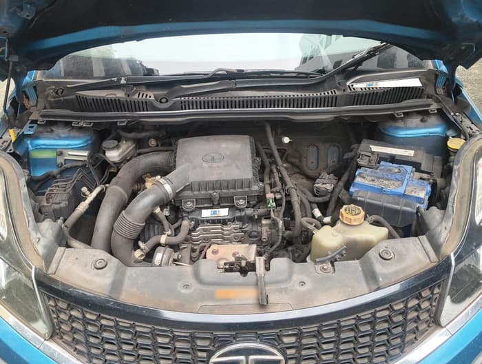 2018 Tata NEXON XM PETROL, Petrol, Manual, 95,990 km, exterior