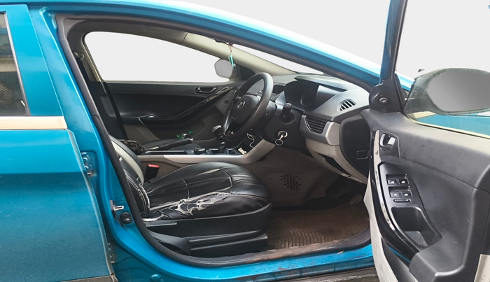 2018 Tata NEXON XM PETROL, Petrol, Manual, 94,638 km, interior
