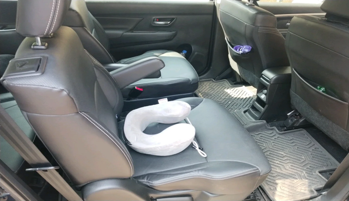 2022 Maruti XL6 ALPHA PLUS AT, Petrol, Automatic, 22,508 km, interior