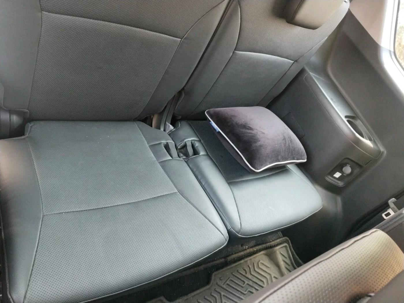 2022 Maruti XL6 ALPHA PLUS AT, Petrol, Automatic, 22,806 km, interior