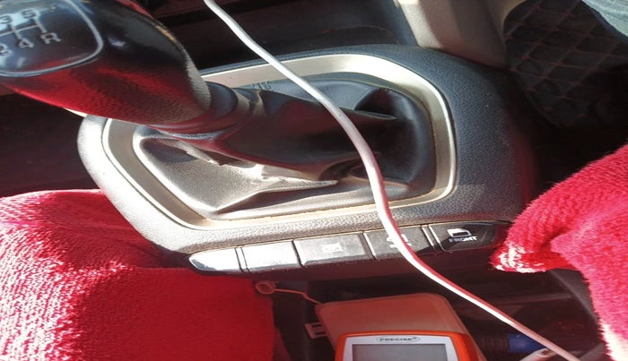 2019 Hyundai NEW SANTRO ASTA MT, Petrol, Manual, 1,21,317 km, interior