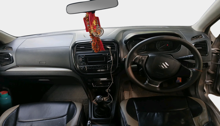 2018 Maruti Vitara Brezza ZDI, Diesel, Manual, 93,527 km, interior
