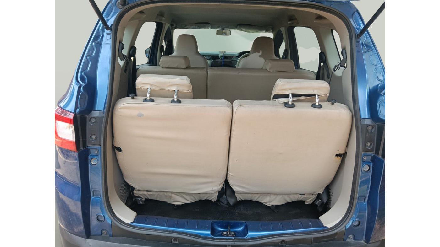 2019 Renault TRIBER RXL MT, Petrol, Manual, 35,801 km, exterior