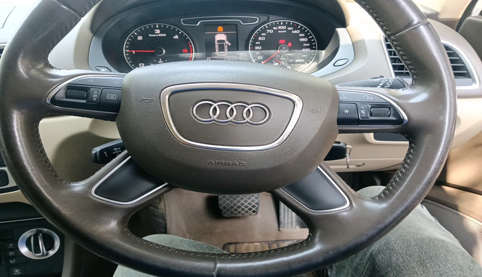 2014 Audi Q3 2.0 TDI QUATTRO, Diesel, Automatic, 1,05,842 km, interior