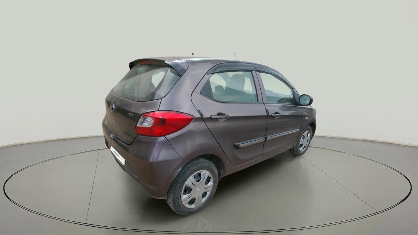 2016 Tata Tiago XT PETROL, Petrol, Manual, 95,000 km, exterior