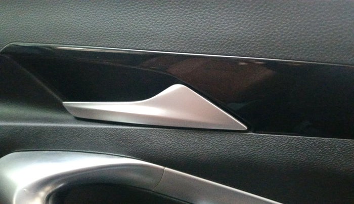 2022 MG HECTOR PLUS SHARP 1.5 PETROL TURBO HYBRID MT 6-STR, Petrol, Manual, 91,798 km, interior